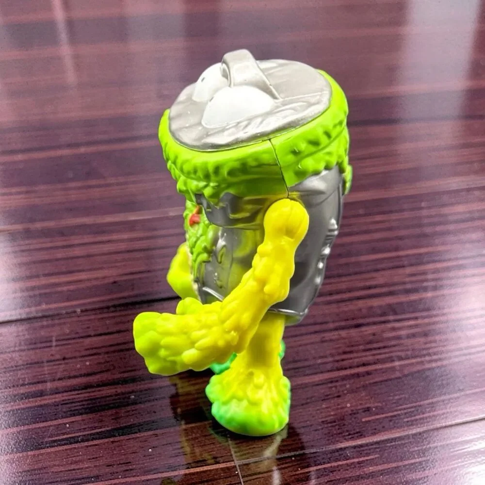 Series 3 Putrid Powered Up Moose Grossery Gang Figure Putrid Trash Head A70